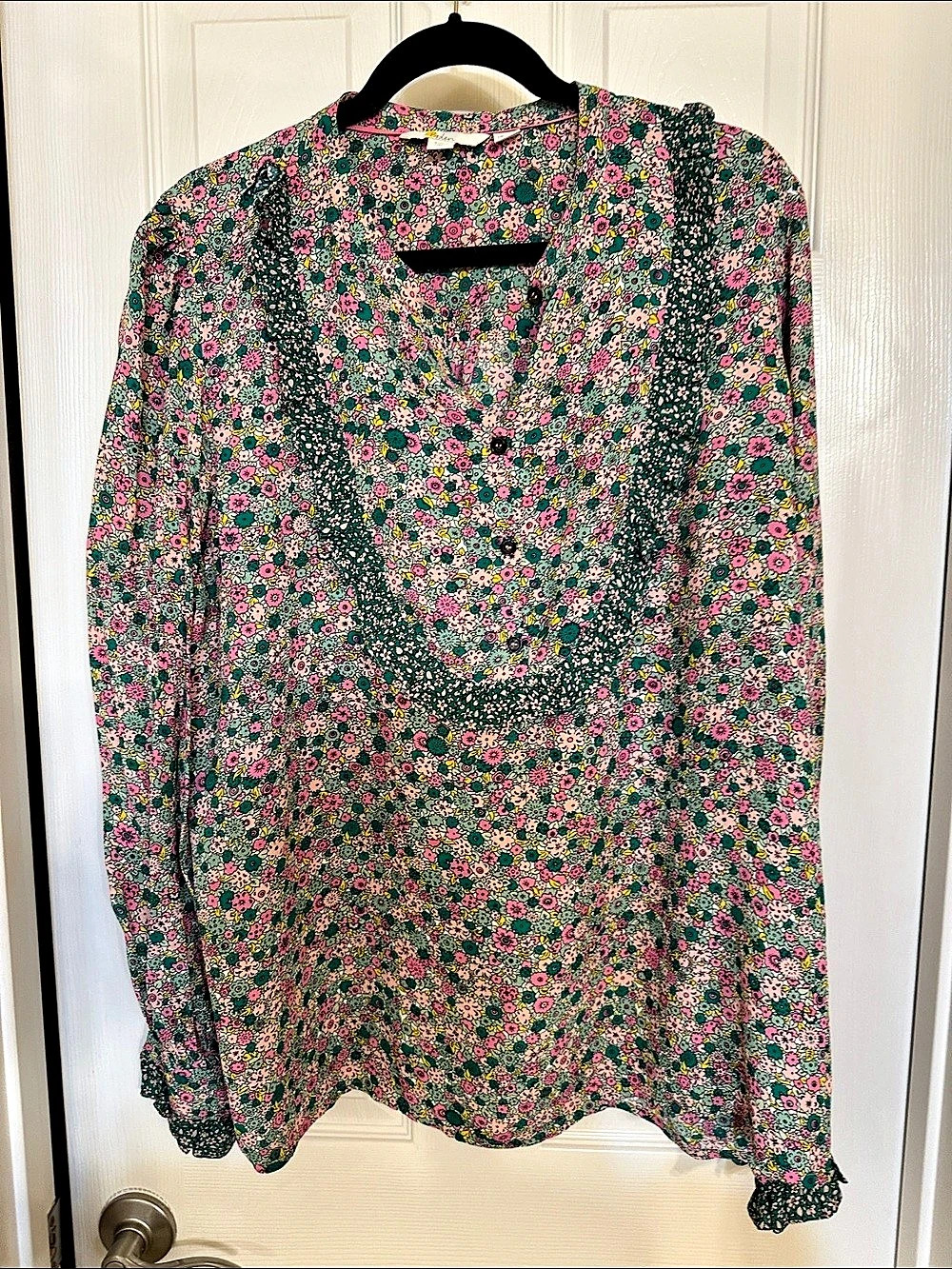 Boden Floral Blouse in Green & Pink Size 16/18 Like New